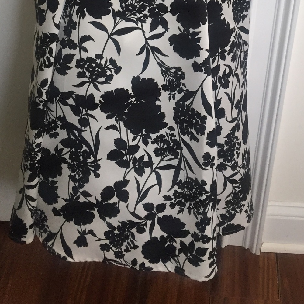 Cache Dress - Picture 6 of 8